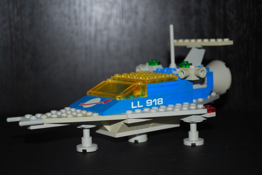 Lego Spotlight: 918 Space Transport - Gary Hilson